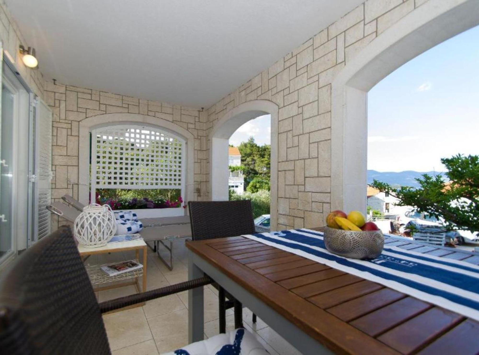 Apartments Villa Olea ルンバルダ エクステリア 写真