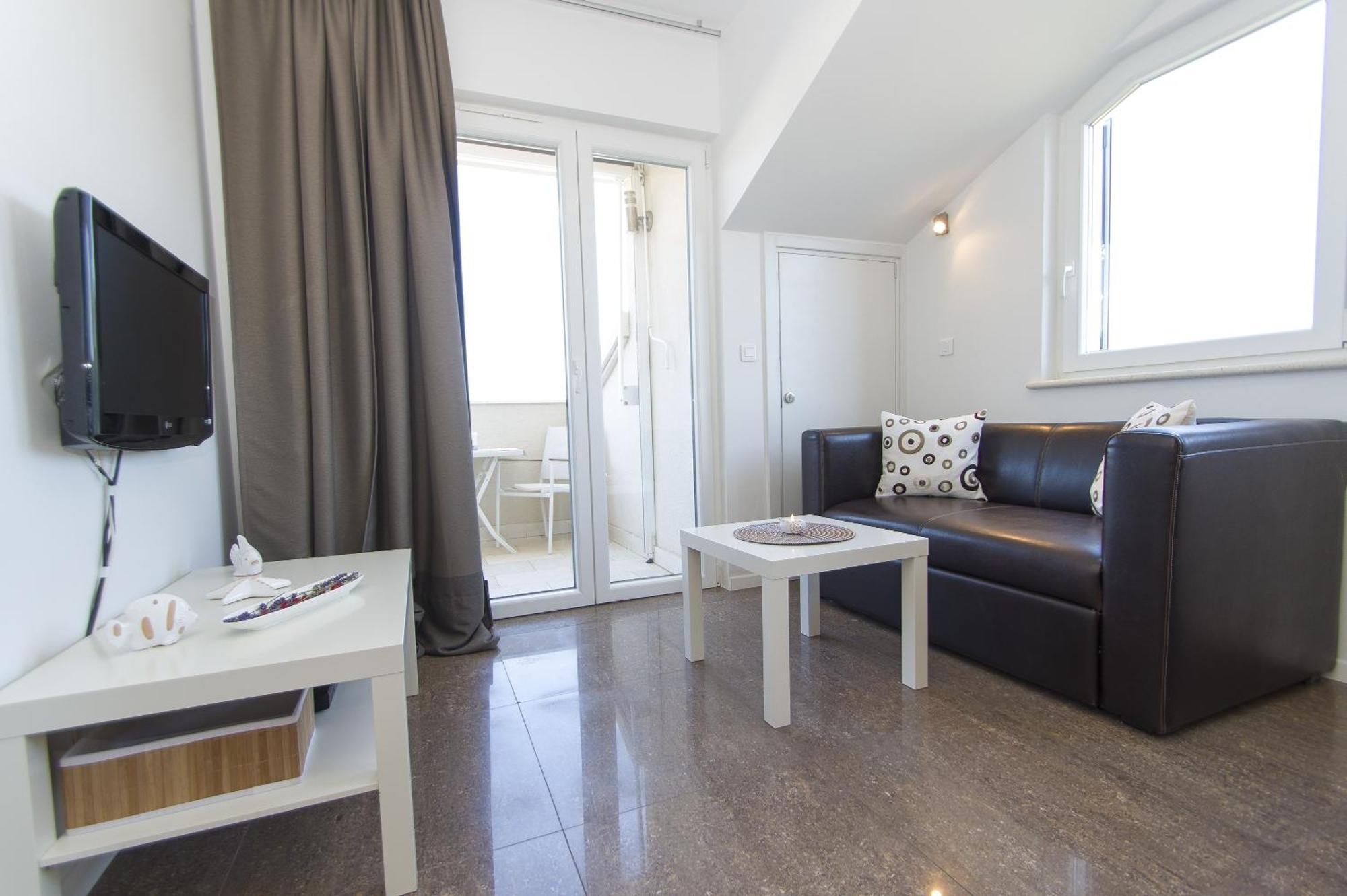 Apartments Villa Olea ルンバルダ エクステリア 写真