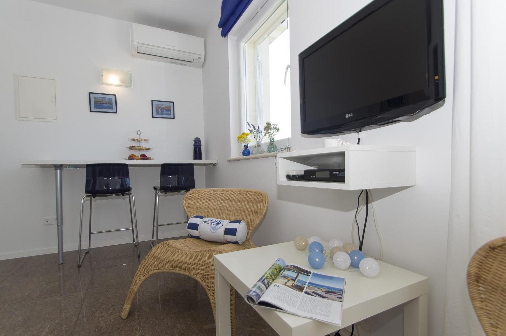 Apartments Villa Olea ルンバルダ エクステリア 写真